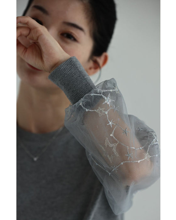 星座刺繍チュール袖ニットトップス