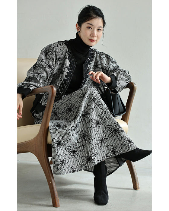 フロッキーの黒花画ロングスカート