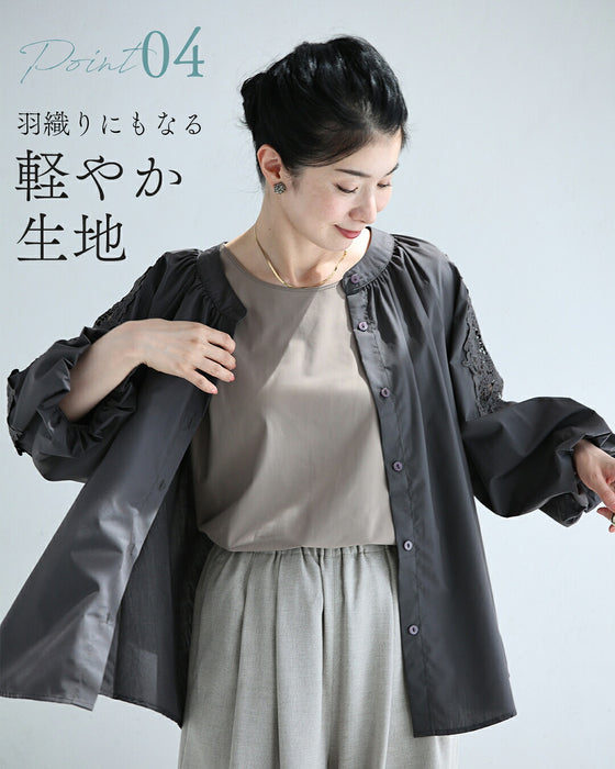 ボタニカルレースのバルーン袖ブラウストップス