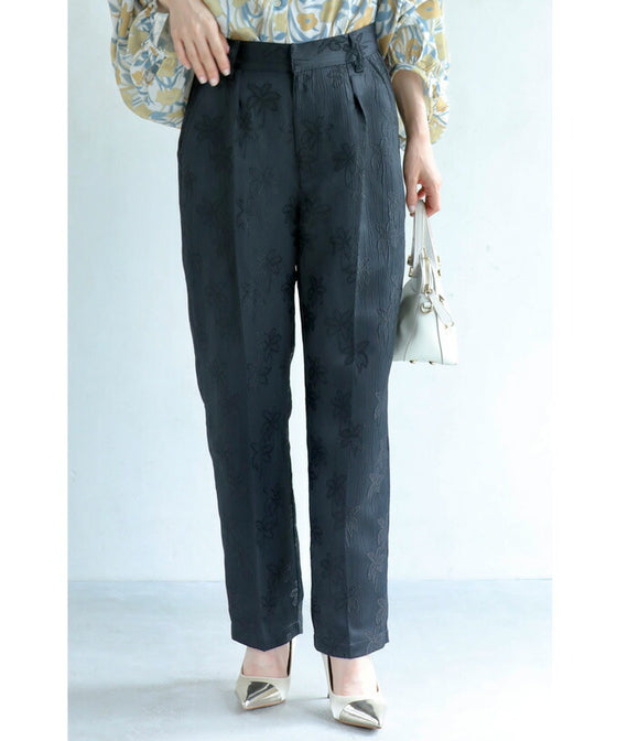 [Sale items cannot be returned or exchanged] Elegant floral jacquard center pleated pants
