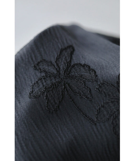 [Sale items cannot be returned or exchanged] Elegant floral jacquard center pleated pants