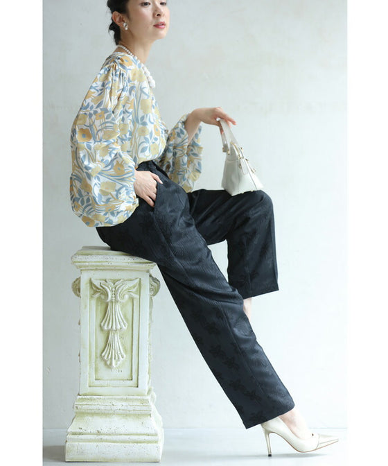 [Sale items cannot be returned or exchanged] Elegant floral jacquard center pleated pants