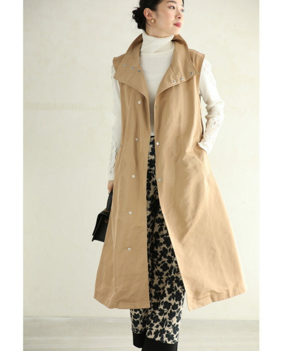 Long gilet vest with two-tone fabrics on front and back
