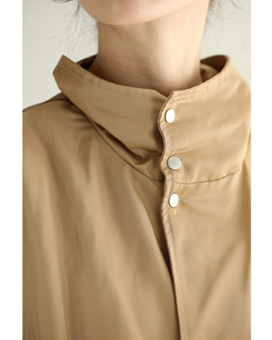 Long gilet vest with two-tone fabrics on front and back