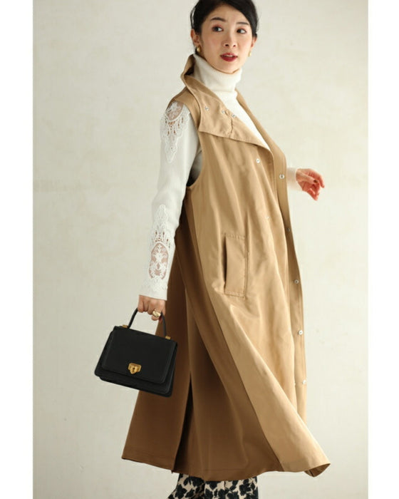Long gilet vest with two-tone fabrics on front and back