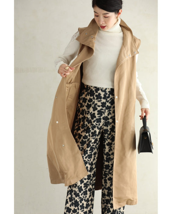 Long gilet vest with two-tone fabrics on front and back