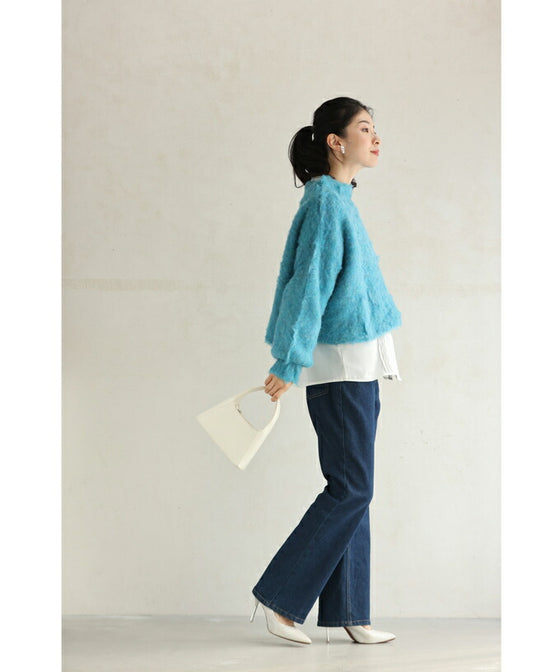 綿菓子のようにふわふわ。ショート丈ファープルオーバートップス