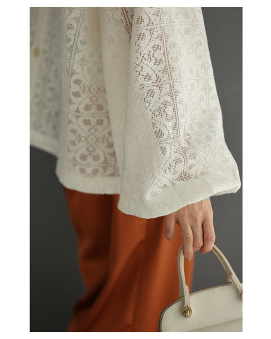 ステンドグラス柄ブロックレースのシアープルオーバートップス