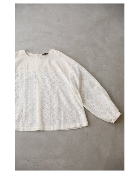 ステンドグラス柄ブロックレースのシアープルオーバートップス