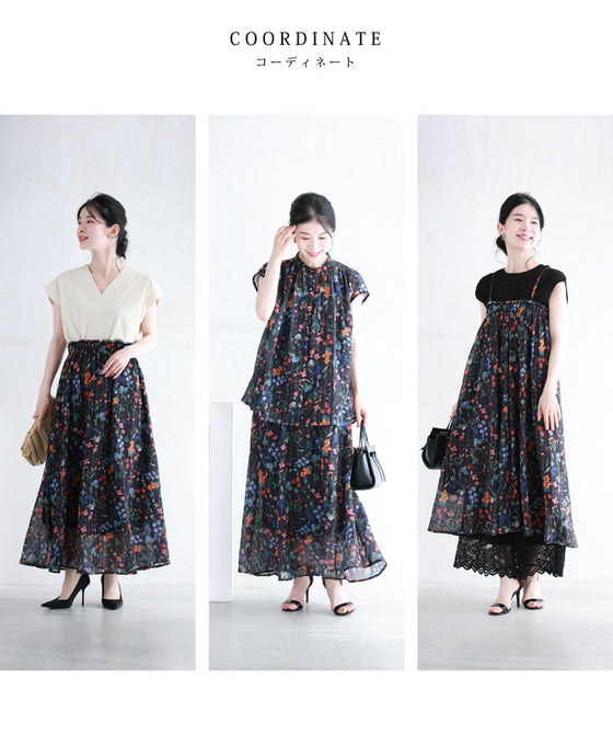 (ストラップ付き)ワンピースにもなる2way仕様。鮮やかな花柄ミディアムスカート