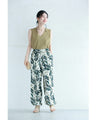 2-way design with a cinched hem. Wide pants with the feel of fireflies dancing on a summer night