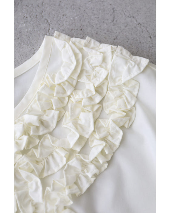 流れるホイップクリームフリルのブラウストップス