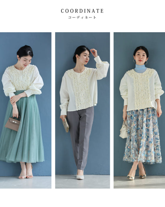 流れるホイップクリームフリルのブラウストップス