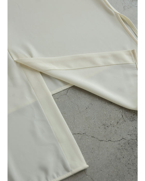 重ね着まで楽しめる 新 ロンT調 ロングブラウス