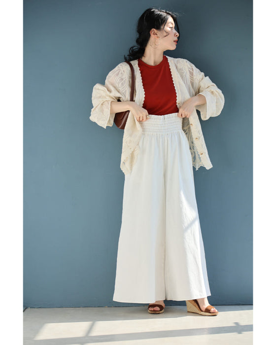 よく伸びるシャーリングウエストのワイドパンツ