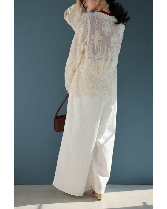 よく伸びるシャーリングウエストのワイドパンツ