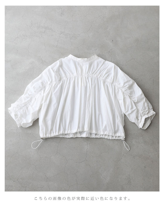 シャカシャカ素材の軽量短丈プルオーバートップス