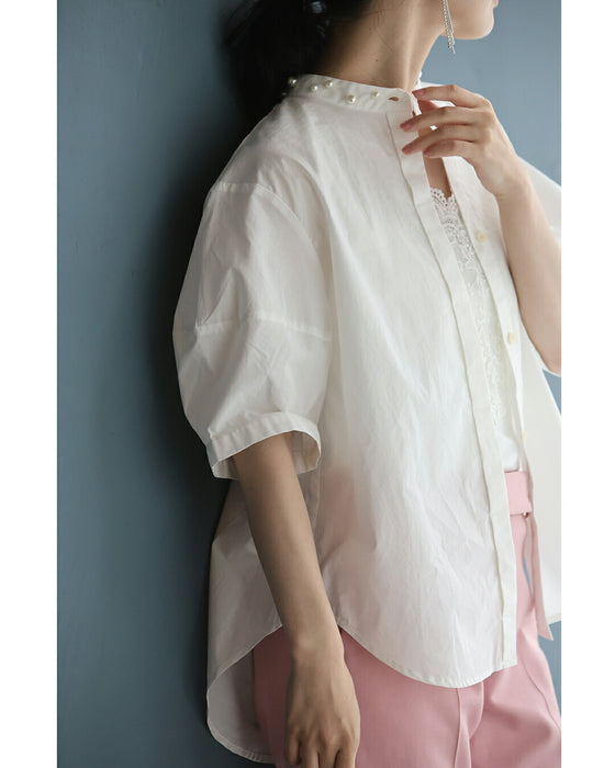 首周り囲むパールネックシャツトップス