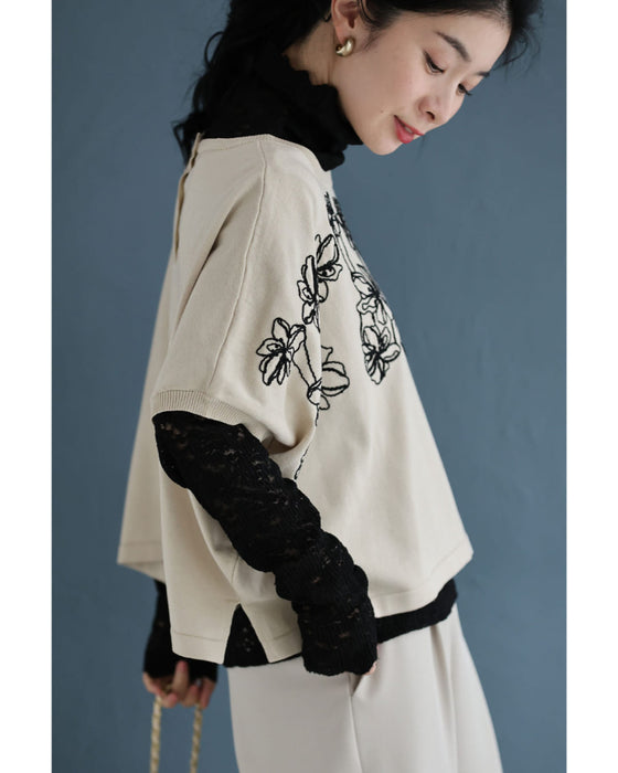 繋がり合う花刺繍のドルマンニットカットソートップス