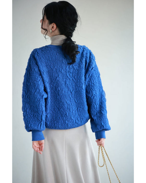 鮮やかな青の水面プルオーバートップス