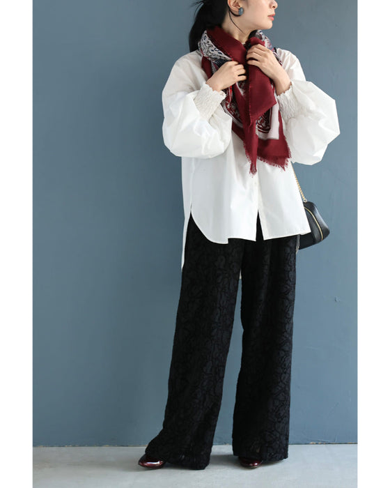 フロッキー加工の柄浮き立つレースワイドパンツ