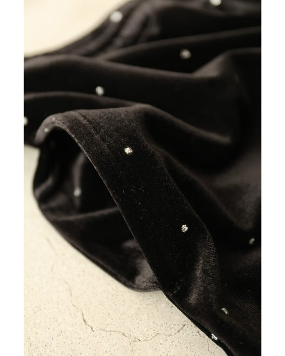 ささやかな煌めき放つドット柄ベロアパンツ