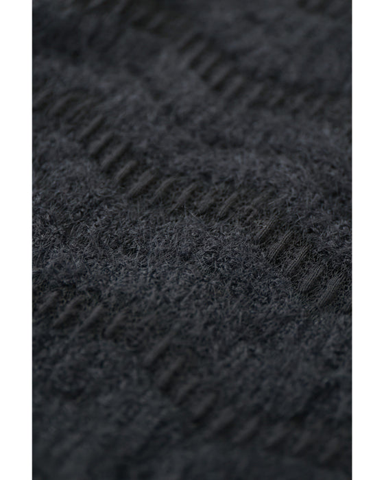 波うつラインの起毛レースインナートップス