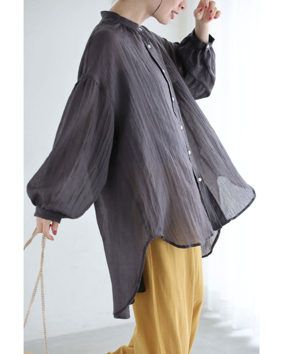 ふんわり風を纏うシアーロングシャツトップス