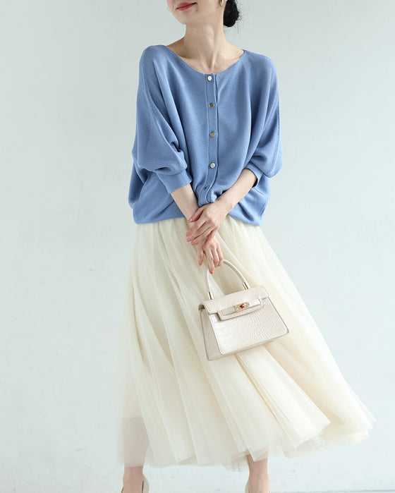 上半身の丸さを丸っとカバー ゆるニットカーディガン