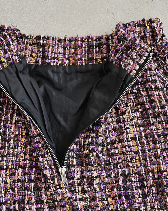 A soft tweed skirt that you can wear casually