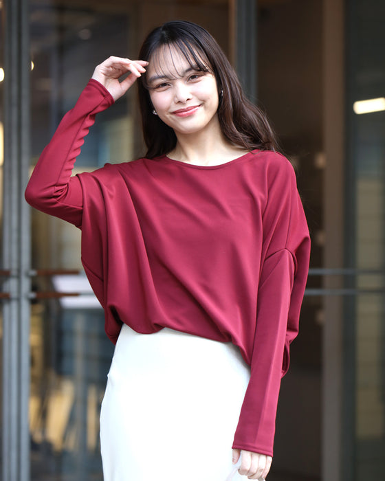 The ultimate slimming, loose-fitting dolman top