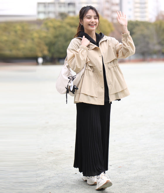 Long-selling pleated pants that everyone loves. Worn by staff*