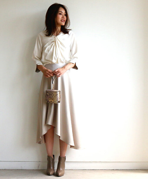 【アウトレット返品交換不可】ウエスト配色のアシメ変形スカート