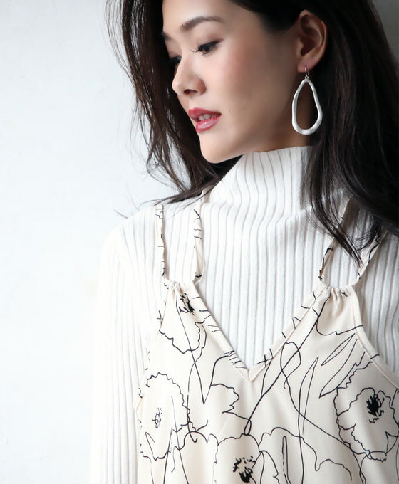 【アウトレット返品交換不可】大人のアートフラワーデザインのキャミワンピース