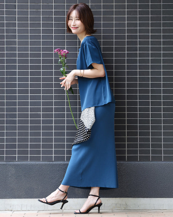 You'll be amazed by how comfortable it is to wear! A magical tight skirt