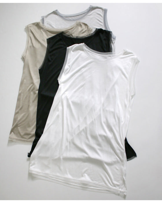 A long inner with tulle hem that shows off your skin