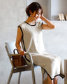 Great slimming effect! A color-coordinated dress that will make you look slimmer