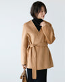 A new sensation! A jacket coat for work in autumn and winter