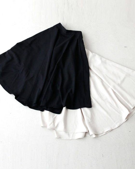 きちんとシーンで活躍!たっぷりドレープエレガントフレアスカート