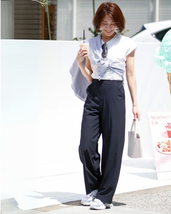 We're confident in our pants! Beautiful, straight, center-pleated pants