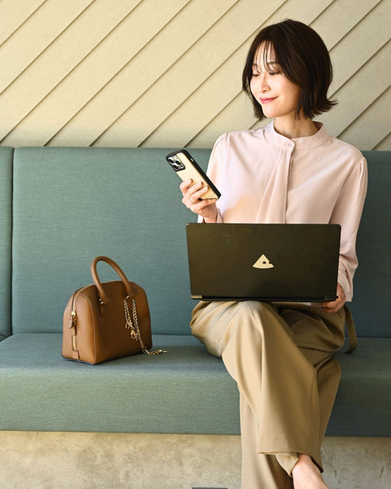 きちんと見え可愛くならないボウタイブラウス