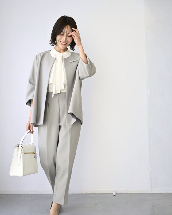 きちんと見え可愛くならないボウタイブラウス