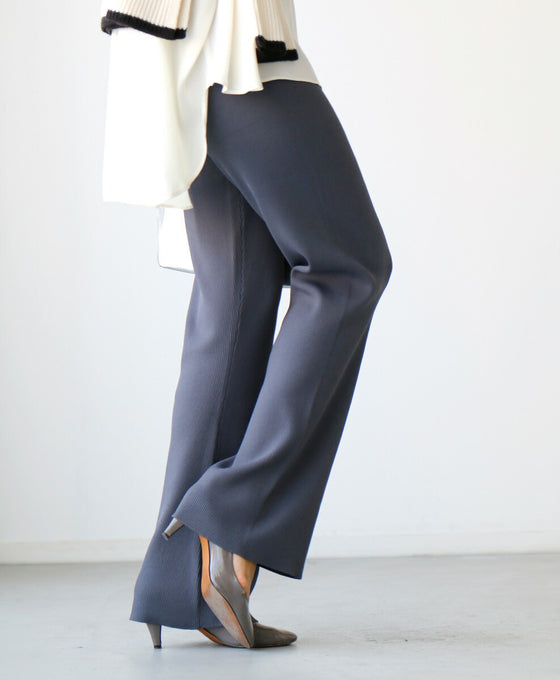 Ehre styleオリジナル スタッフ大絶賛！魔法の細見えパンツ