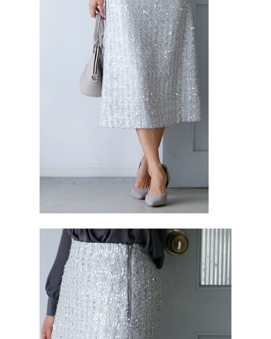 一気に旬顔に。華やかに映えるスパンコールスカート