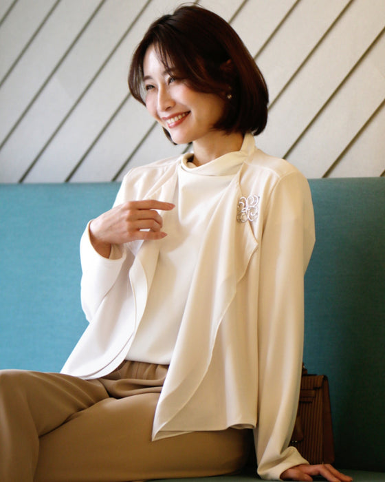 初夏まで使える!ドレープが美しいシフォン襟カーデ