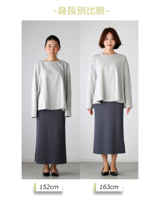 The perfect long-sleeved T-shirt for the 40s generation