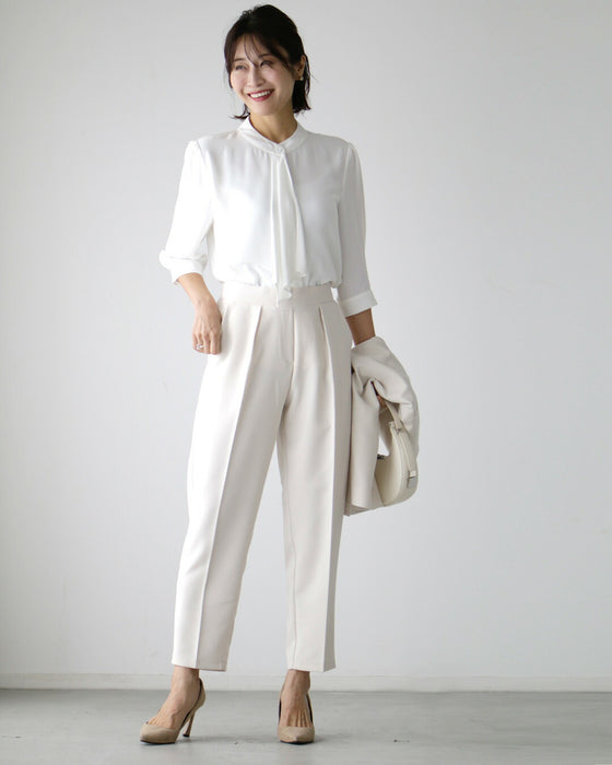 [Outlet, no returns or exchanges] [50% OFF] The long-awaited 3/4 sleeves are here! A bowtie blouse that looks neat but not cute