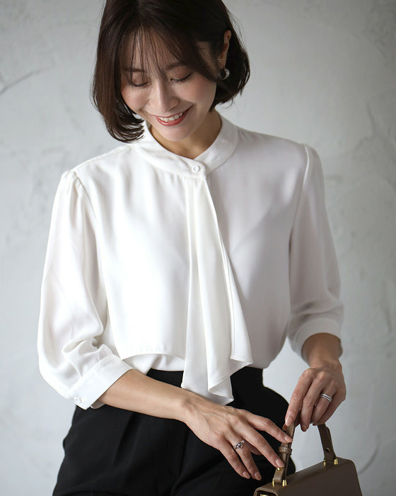 [Outlet, no returns or exchanges] [50% OFF] The long-awaited 3/4 sleeves are here! A bowtie blouse that looks neat but not cute