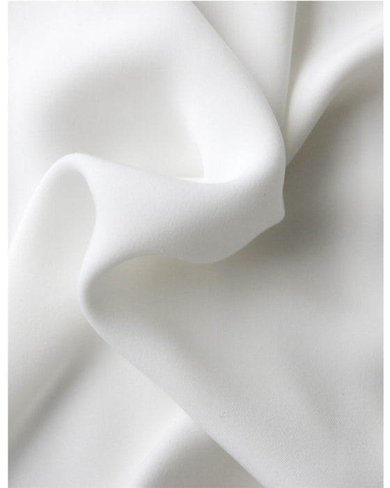 [Outlet, no returns or exchanges] [50% OFF] The long-awaited 3/4 sleeves are here! A bowtie blouse that looks neat but not cute