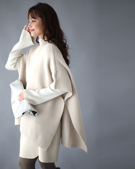 Cover your body shape. 360 degrees invincible! Poncho knit